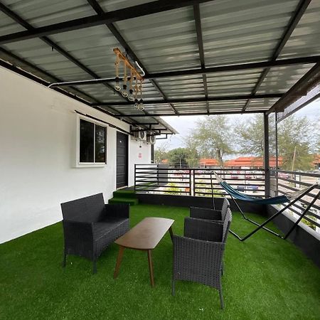 The Sky Inn Kuantan Kültér fotó